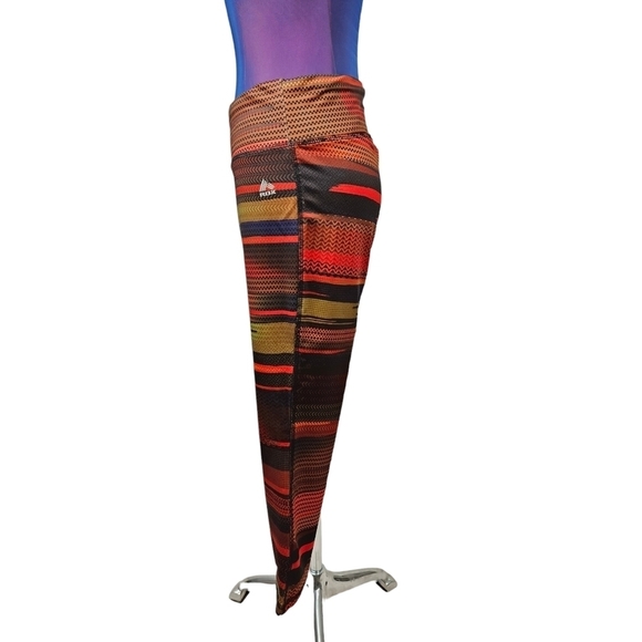 RBX Colorful‎ Activewear Capri Pants Size Medium Women's B48 - Picture 4 of 8